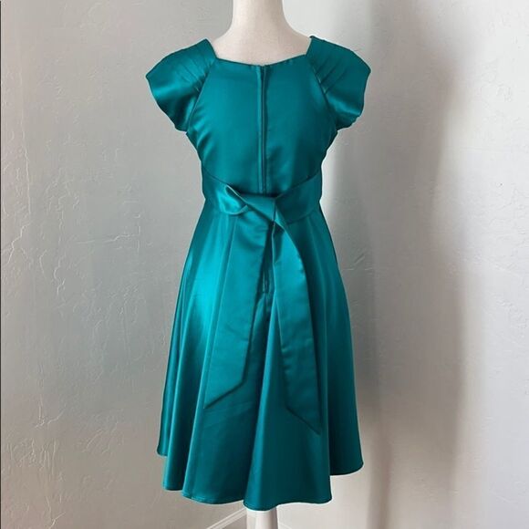 JodyāCaliforniaāTealĀ ShadeāSatināSilkāDressāSizeā3/4 - Picture 3 of 7